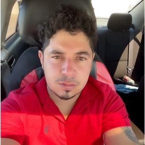 Meet your Posher, Alcides